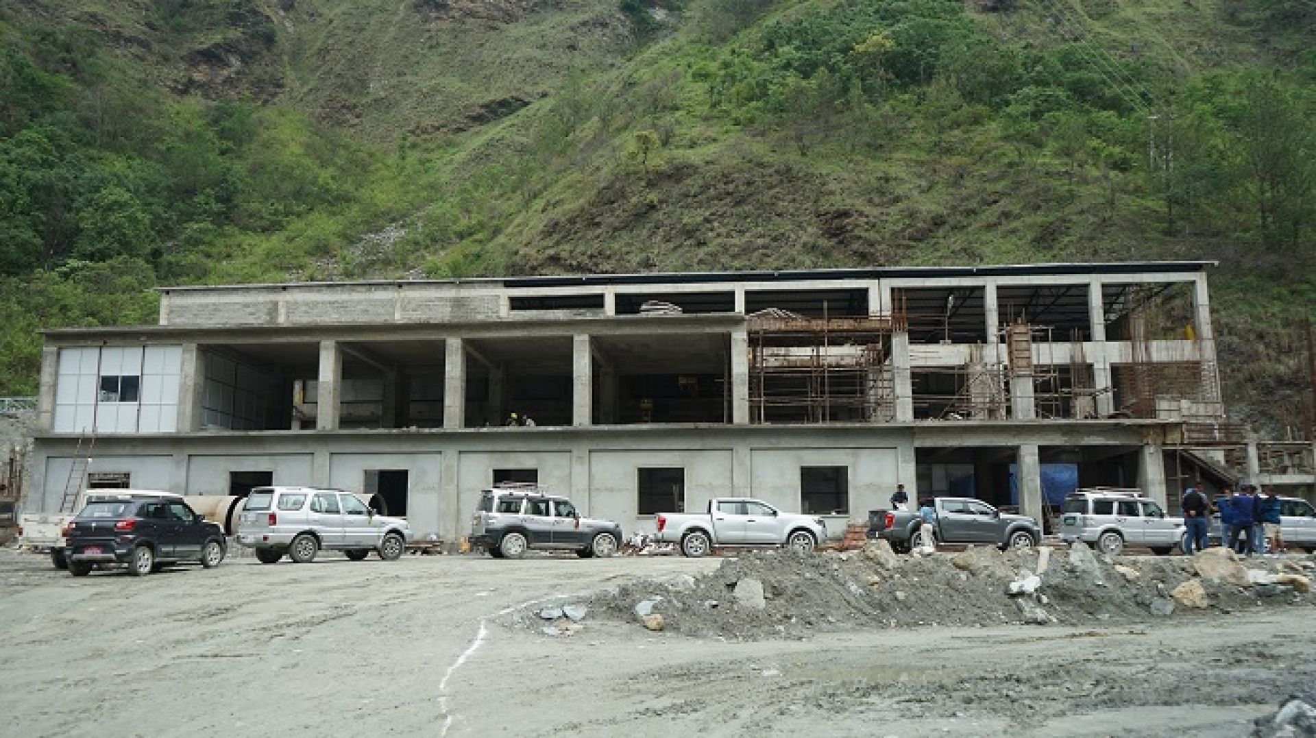 राहुघाट जलविद्युत् आयोजनामाथि विपद्को दोहोरो मारः दोस्रोपटक म्याद थपिए पनि पूरा हुन सकेन